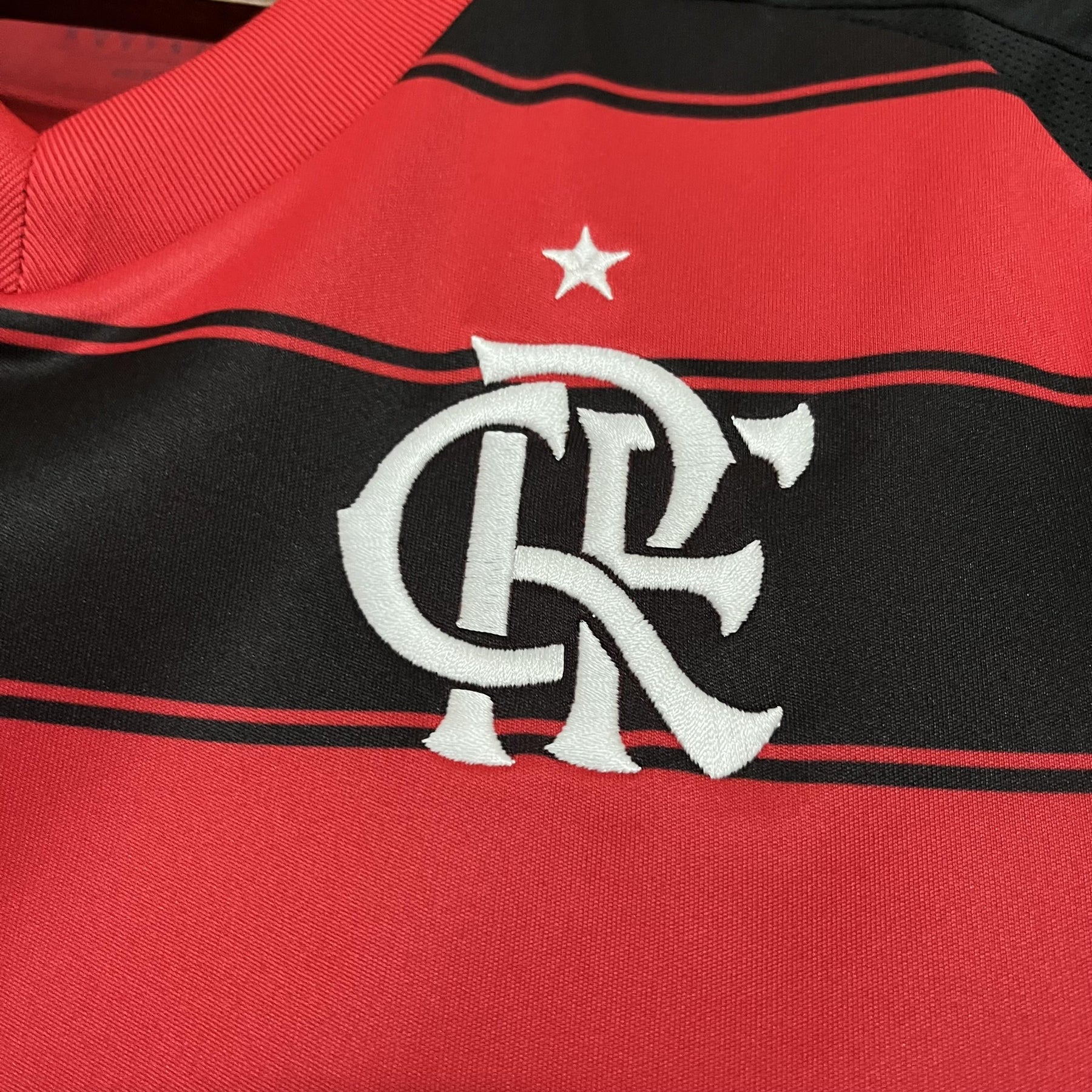 Camisa Flamengo Titular 25/26 - Feminina Baby Look Vermelha e Preta