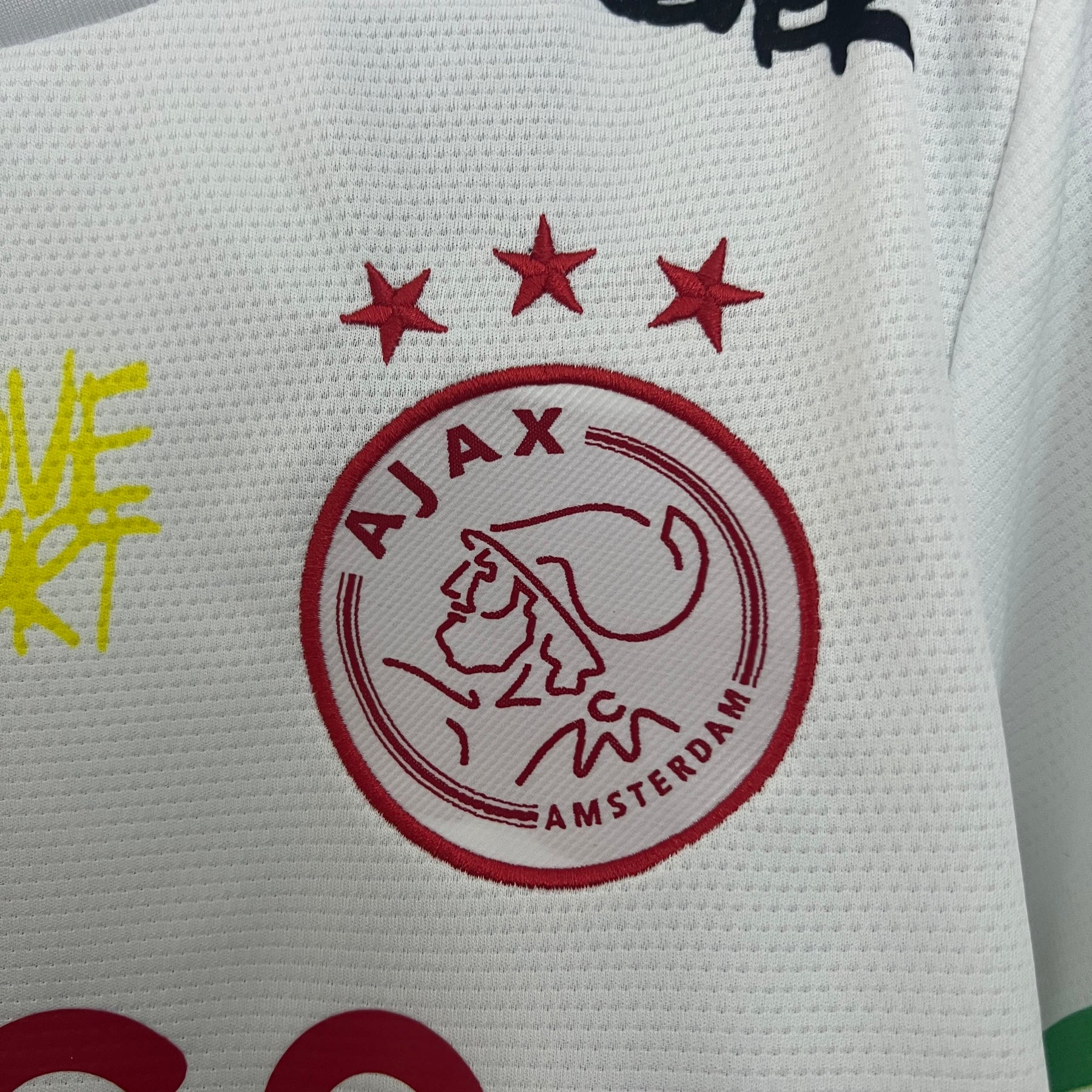 Camisa Ajax Edição Especial 25/26 - Branca Bob Marley