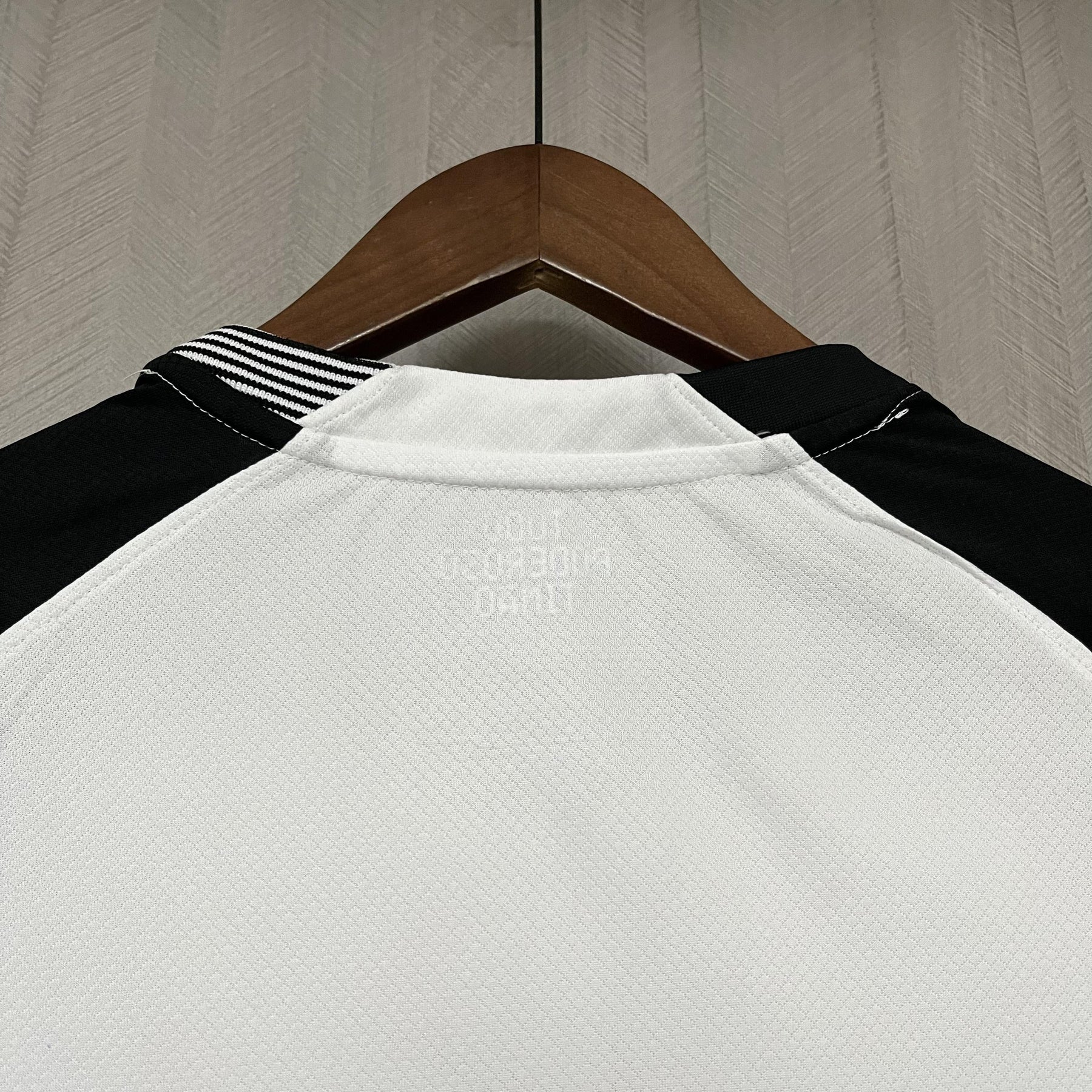 Camisa Corinthians Titular 25/26 - Branco e Preto