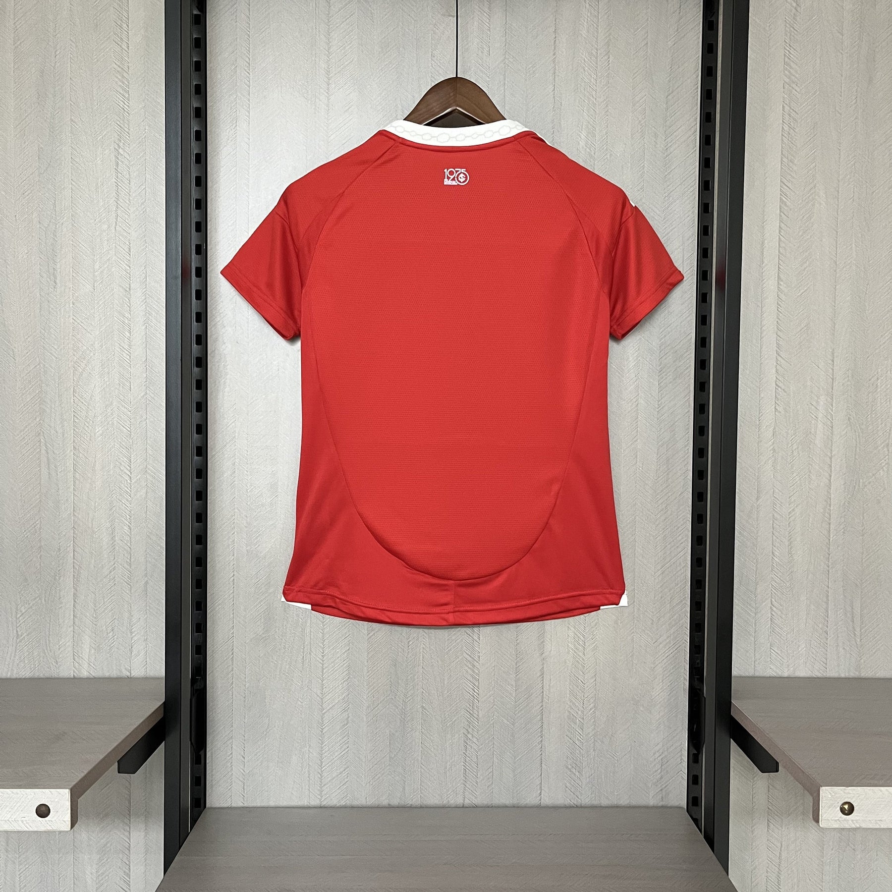 Camisa Internacional Titular 25/26 - Versão Feminina Baby Look