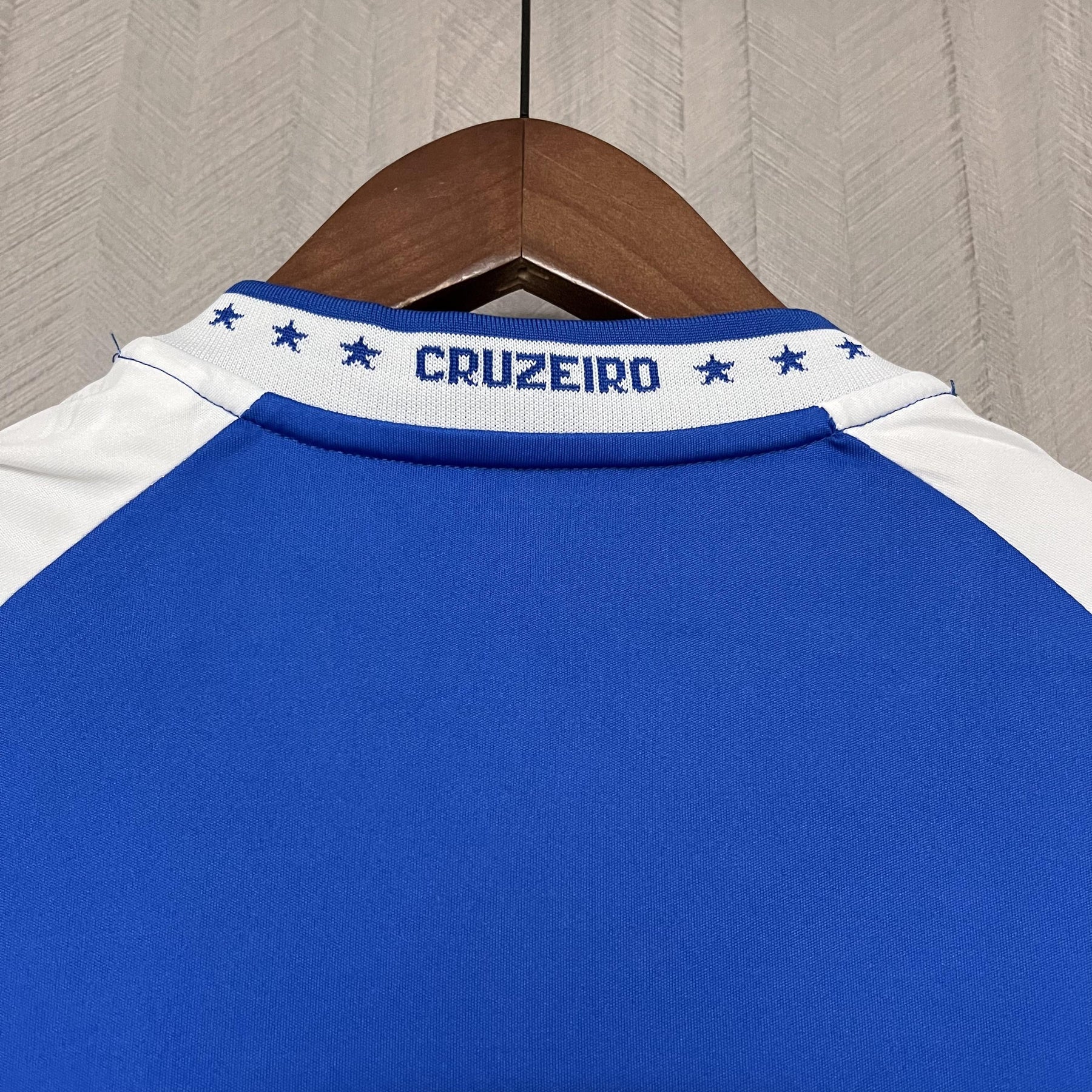 Camisa Cruzeiro Titular 25/26 - Versão Feminina Baby Look