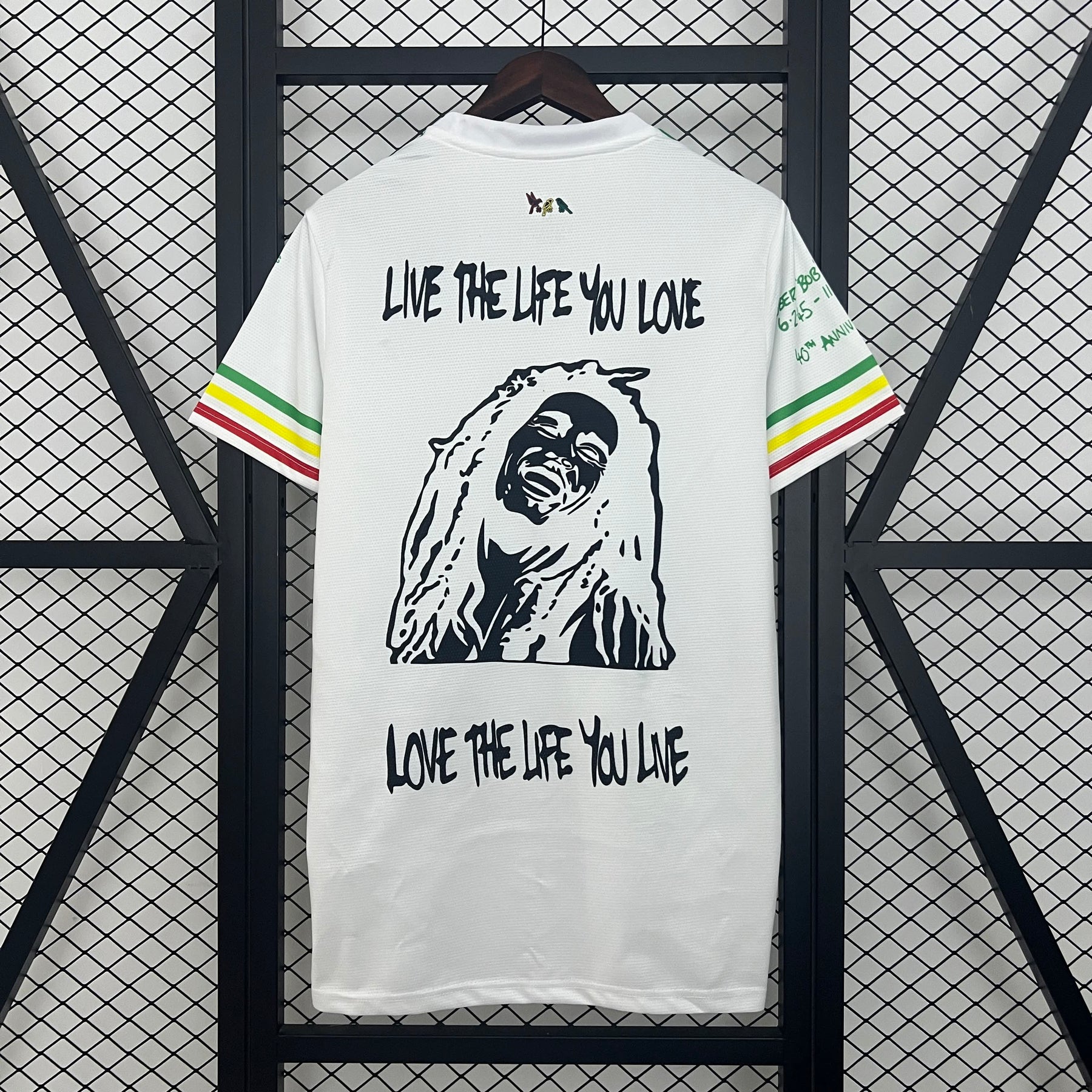 Camisa Ajax Edição Especial 25/26 - Branca Bob Marley