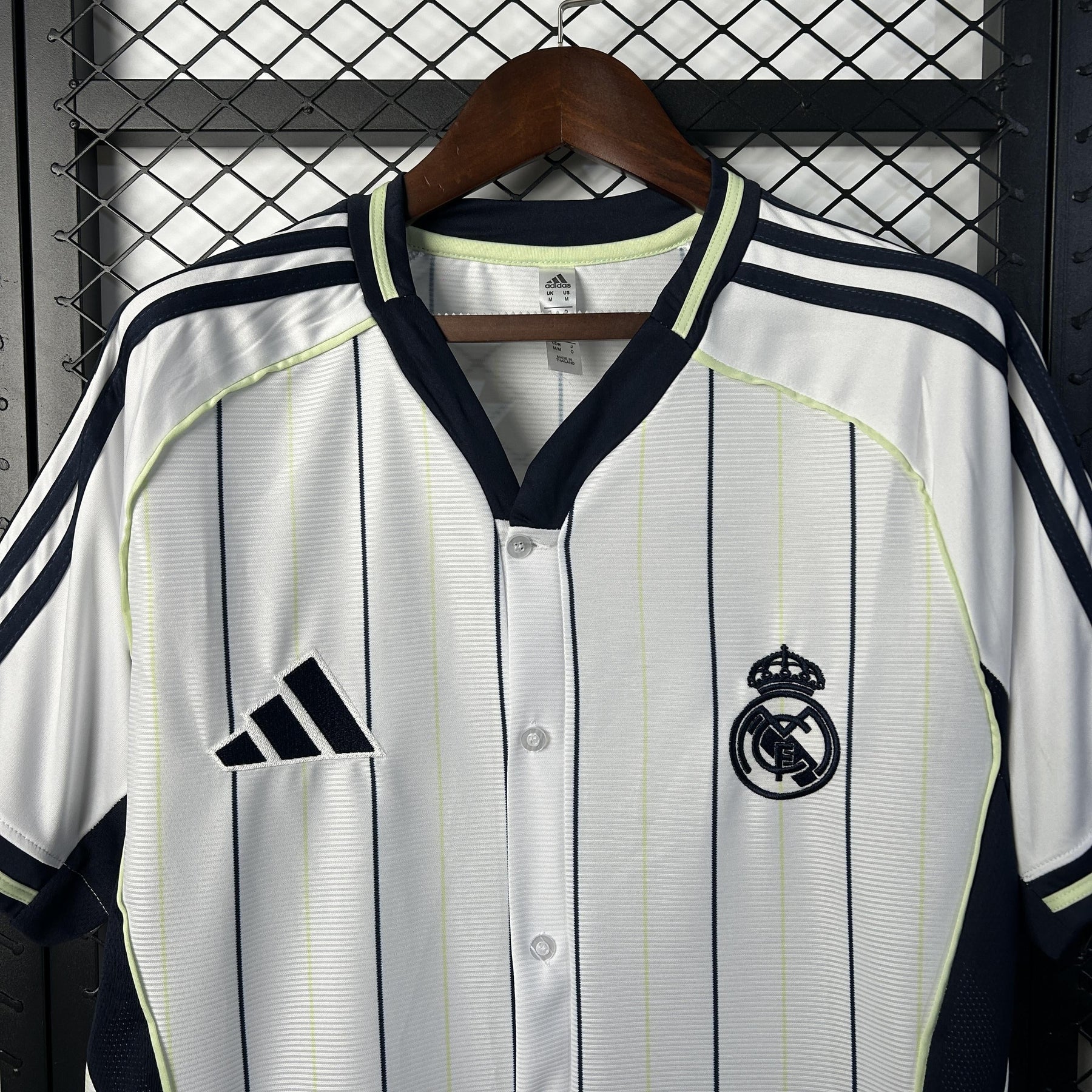 Camisa Real Madrid Edição Especial US 25/26 - Branca