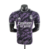 Camisa Real Madrid Clássico 22/23 Jogador Adidas Masculina - Preta e Roxa