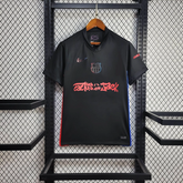Camisa Barcelona Fora 24/25 - Versão Torcedor Travis Scott Cactus Jack