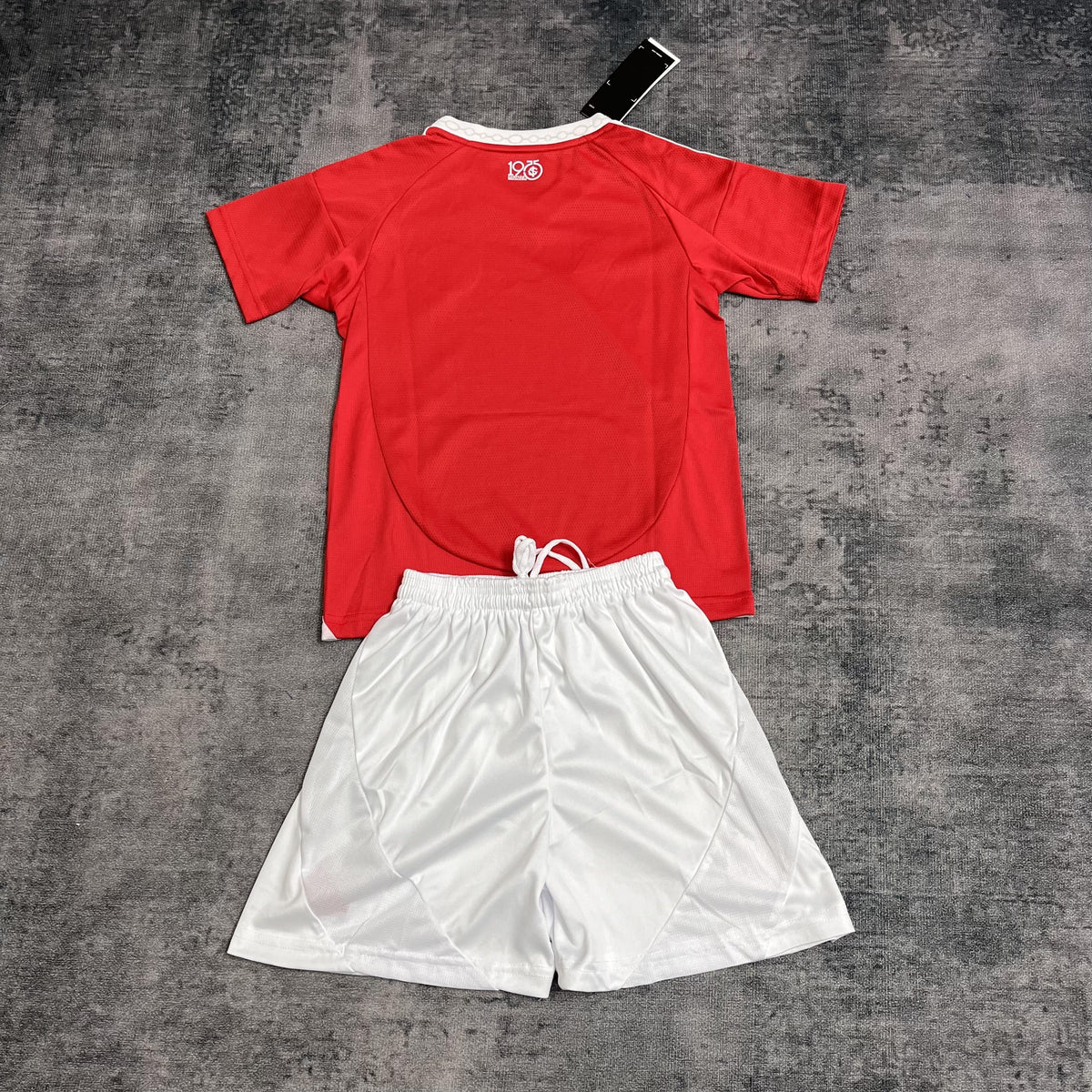 Conjunto Infantil Internacional Titular 2025/26 - Vermelho e Branco
