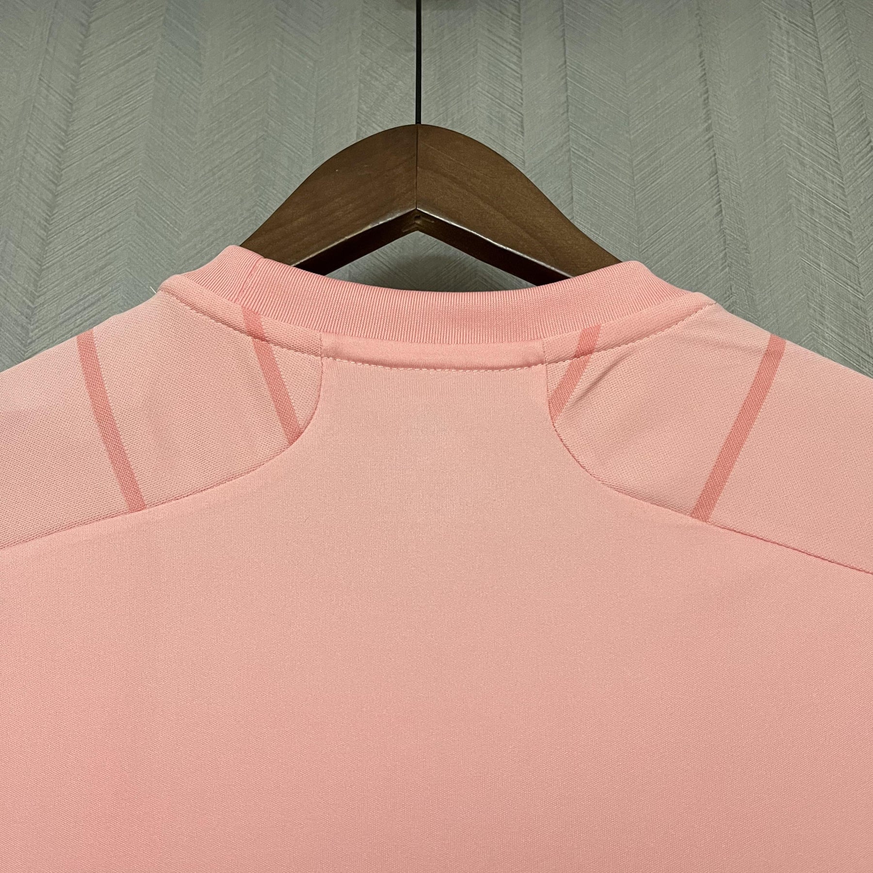 Camisa Flamengo Edição Especial 21/22 - Versão Feminina Baby Look Rosa
