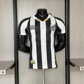 Camisa Santos Fora 2024/25 - Versão Jogador Preto e Branco
