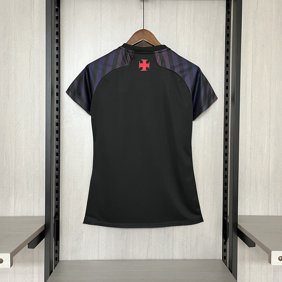 Camisa Vasco Edição Especial 24/25 - Versão Feminina Baby Look Preta