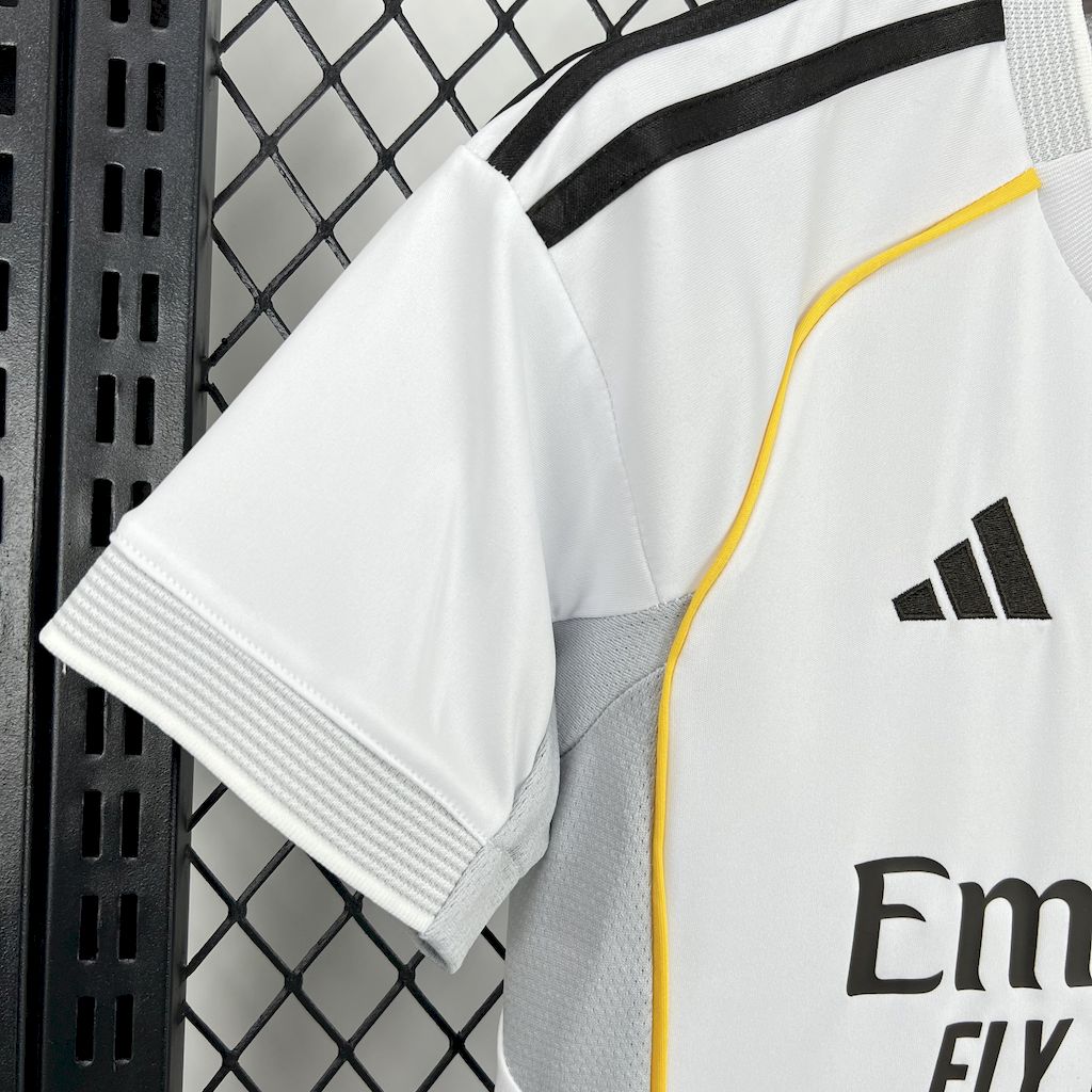 Conjunto Infantil Real Madrid Titular 25/26 - Branco