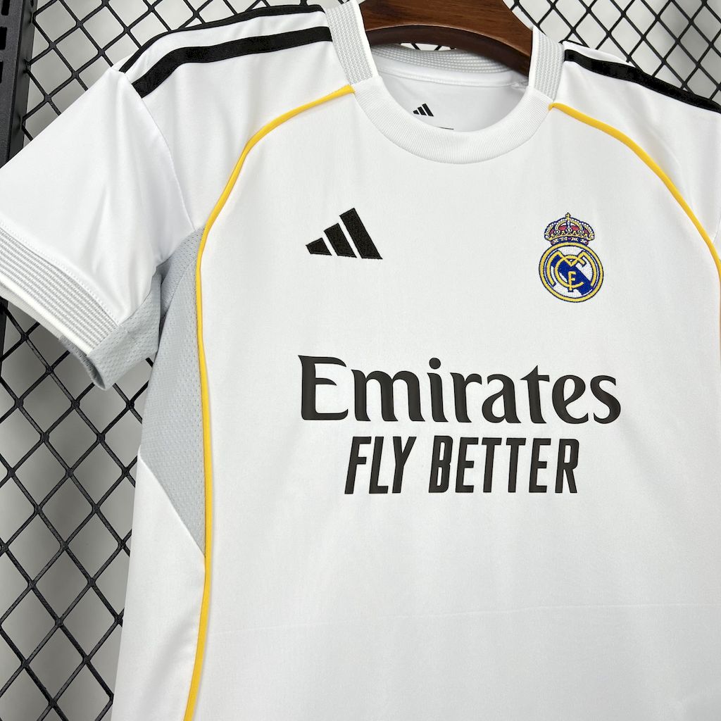 Conjunto Infantil Real Madrid Titular 25/26 - Branco