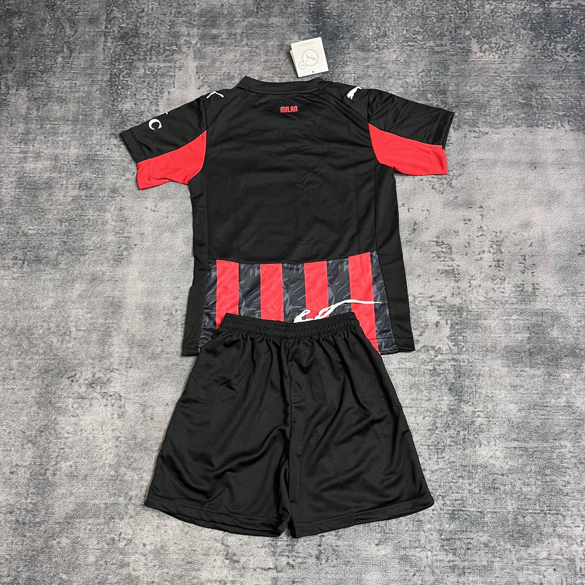 Conjunto Infantil Milan Titular 25/26 - Vermelho e Preto